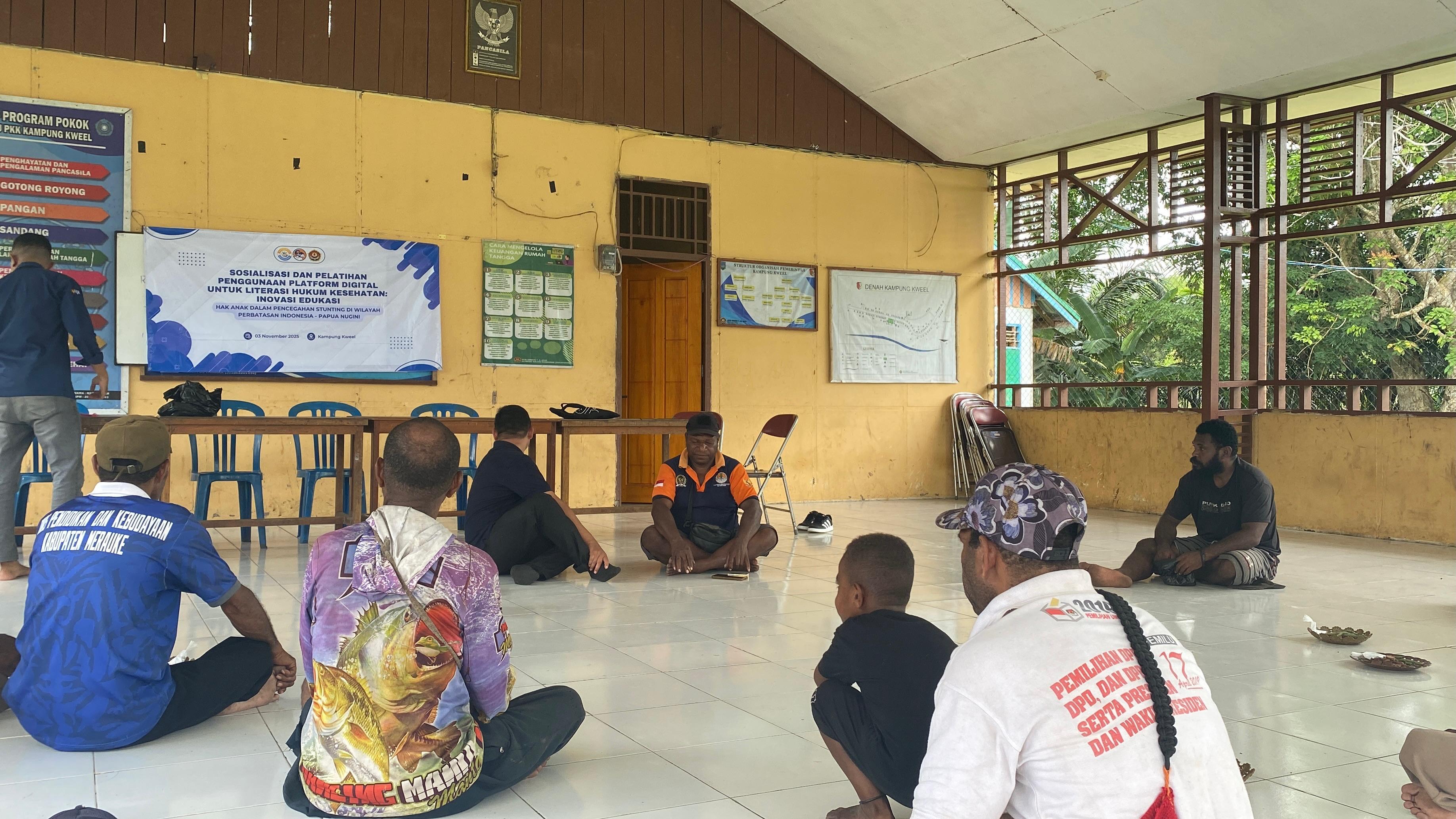 Pelaksanaan Sosialisasi dan Pelatihan kepada Masyarakat kampung Kweel